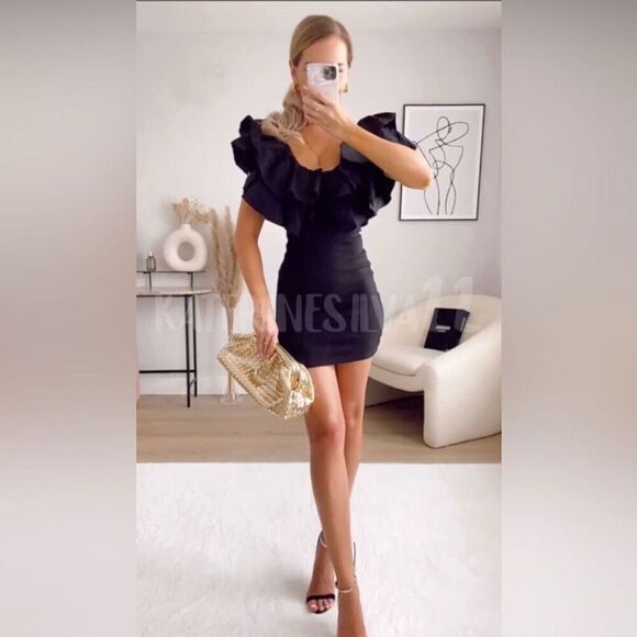 Zara Fitted Ruffled Black Dress - Picture 2 of 6